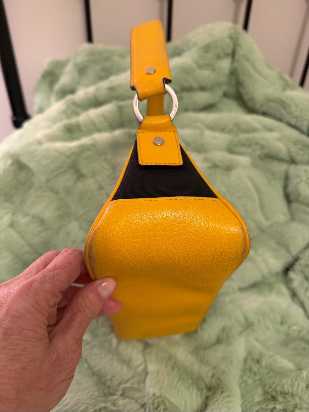 Kate Spade Rare Black and Mustard Canvas and Leather Shoulder Bag 10x4.75 - Picture 5 of 11